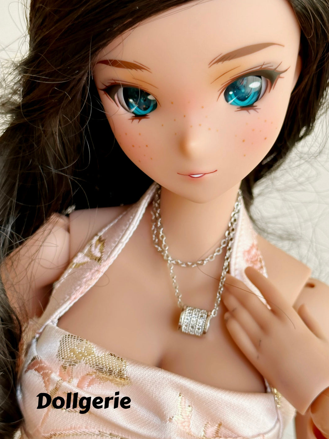 Crystal Chain Necklace (from Dollsories)